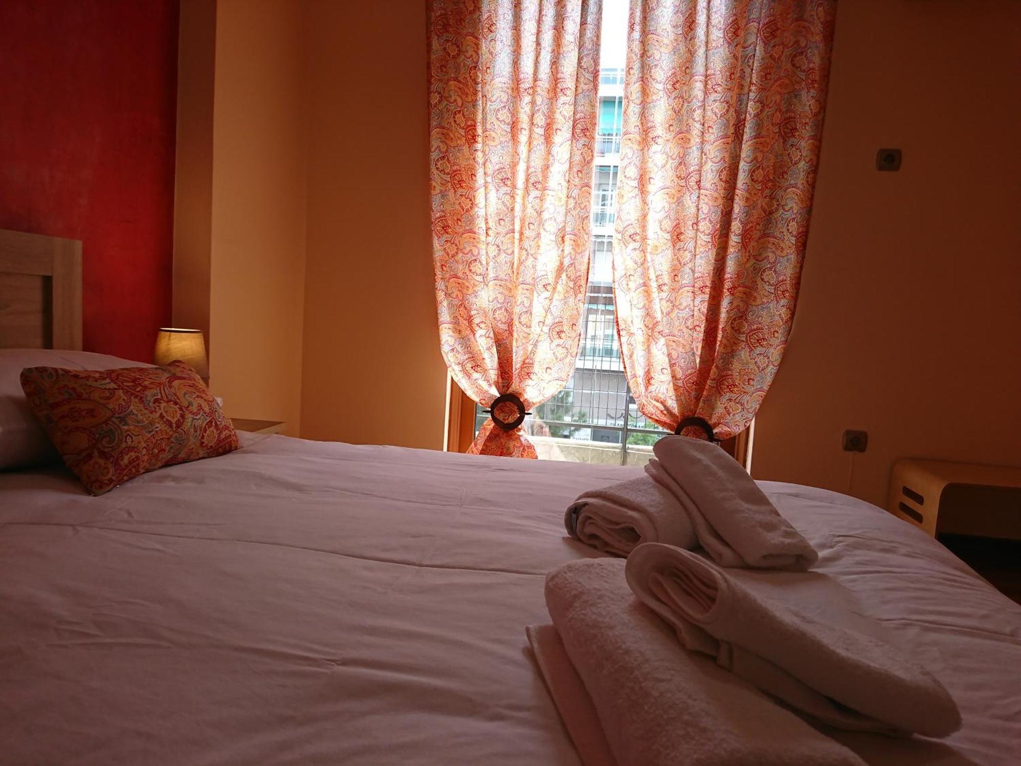Marianas Inn Athena Bagian luar foto