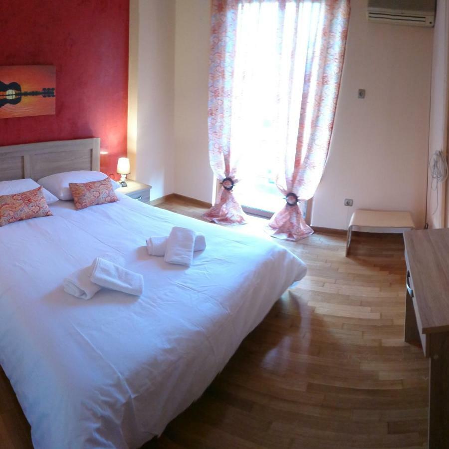 Marianas Inn Athena Bagian luar foto